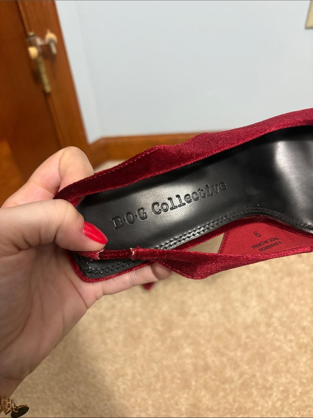 VICI | Velvet Bow Slingback Pointed-Toe Heels - Picture 5 of 7